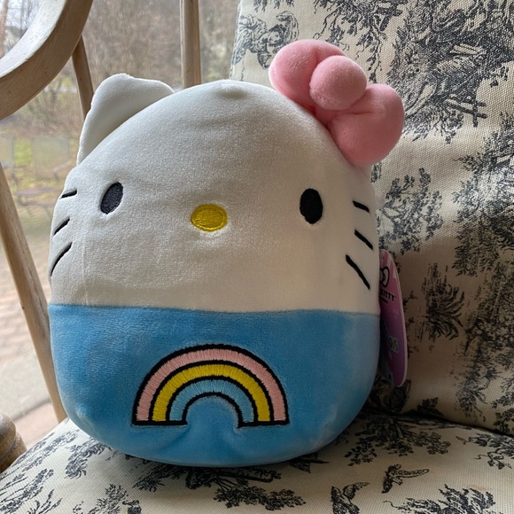 rainbow hello kitty squishmallow